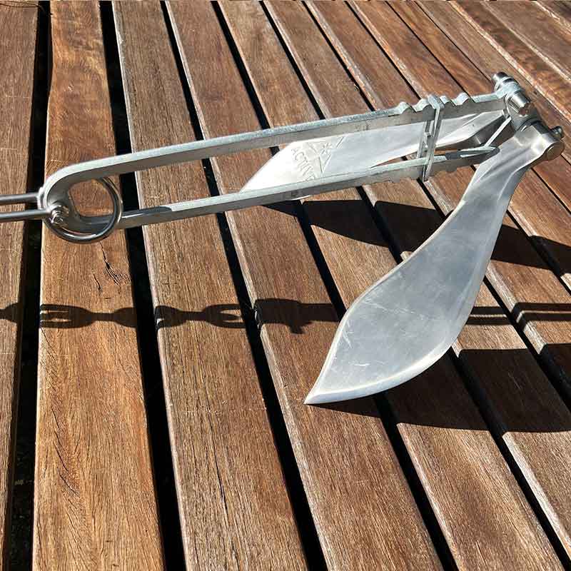ACTIVE DF400 - Anchor for fishing boats & runabouts 4-6.5 Metres (14-22') in length